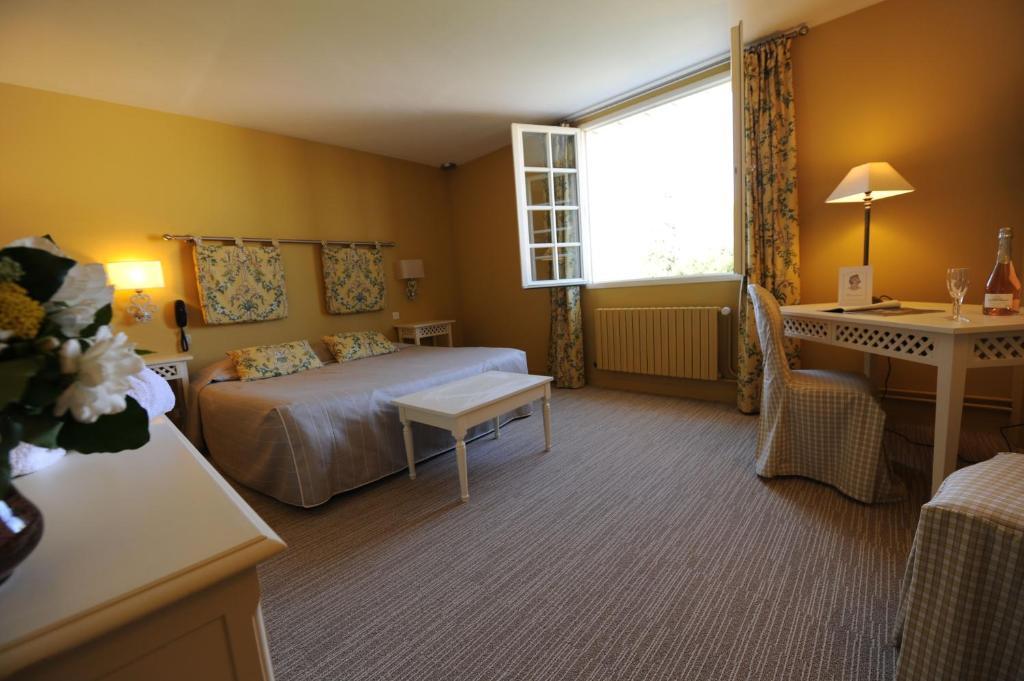 Hotel Spa Le Relais Du Bellay Montreuil-Bellay Camera foto